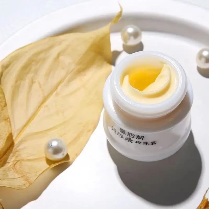 Pearl whitening cream for hydrating and brightening - thumbnail 5