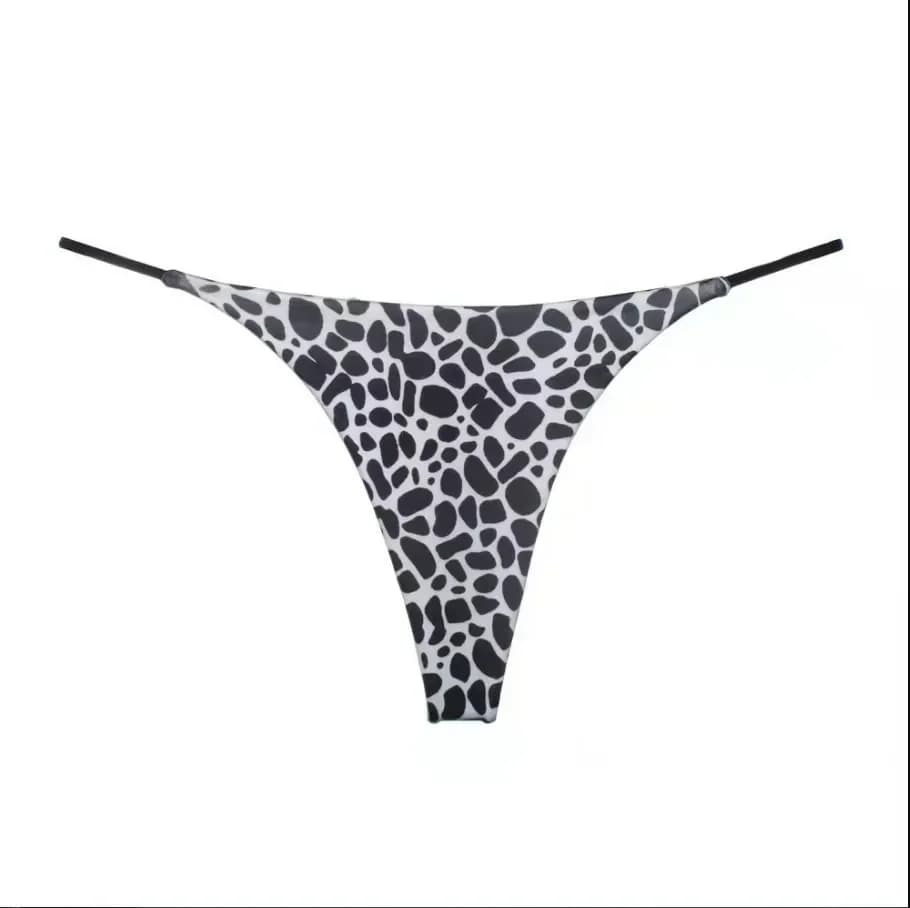 Seamless low-rise thong underwear for women - thumbnail 5