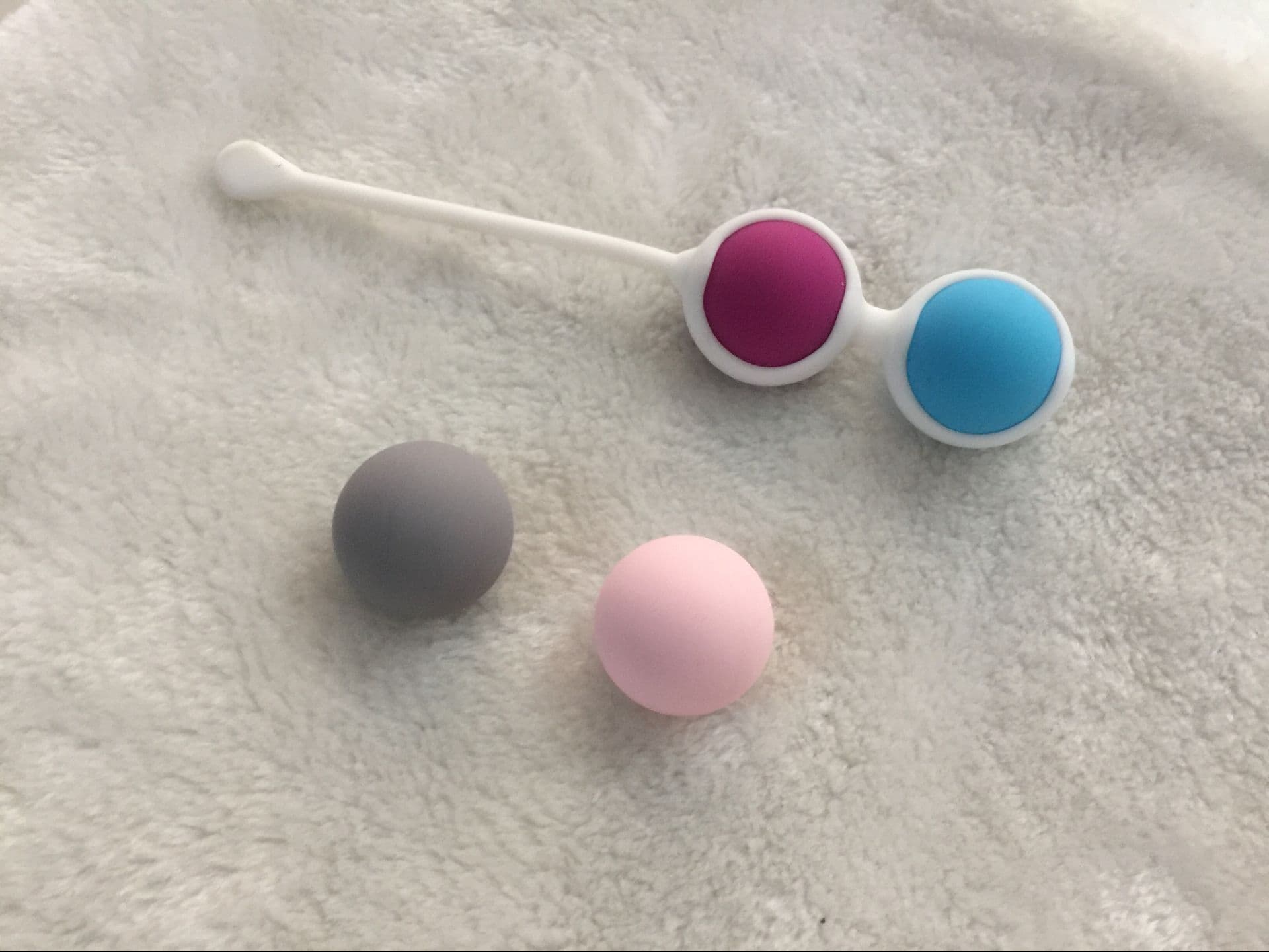Kegel Ball Training Set - image 1