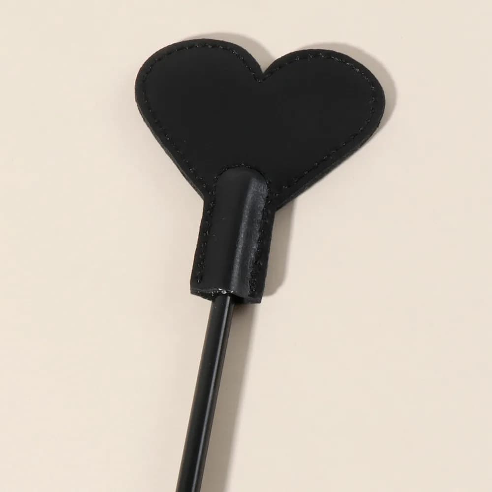 Black leather bondage flogger and whip - thumbnail 6