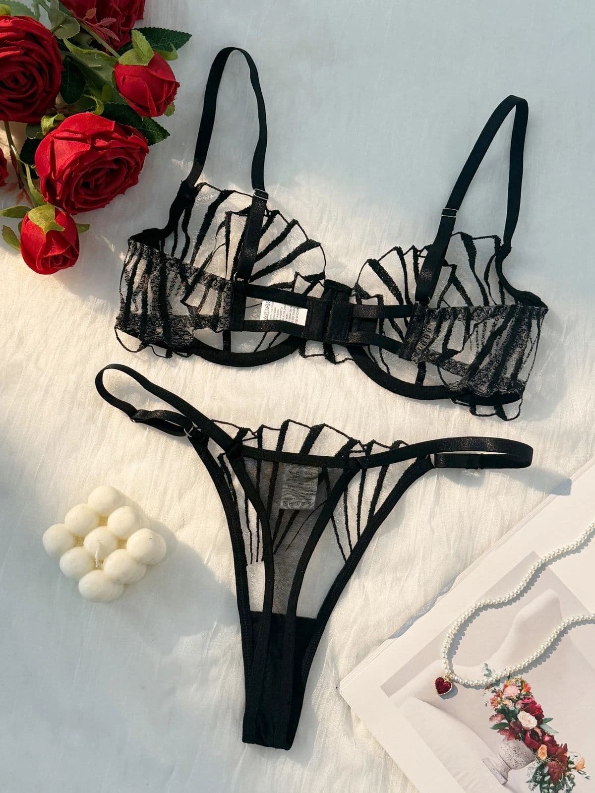 2pcs Women's Bra Set Sexy Lace Mesh Lingerie Set Ultra Thin Breathable Comfortable Lightweight Scallop Transparent Lingerie Set - thumbnail 2