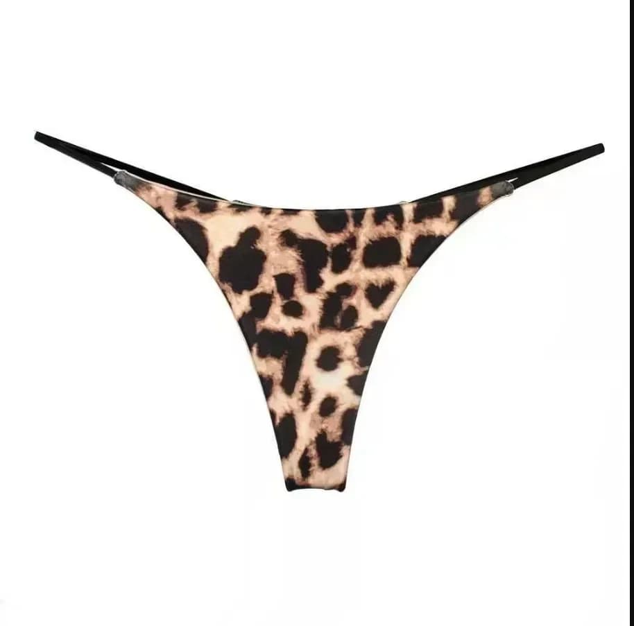 Seamless low-rise thong underwear for women - thumbnail 6