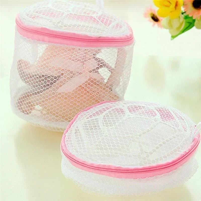 Cotton lingerie washing mesh bag with secure zipper - thumbnail 3